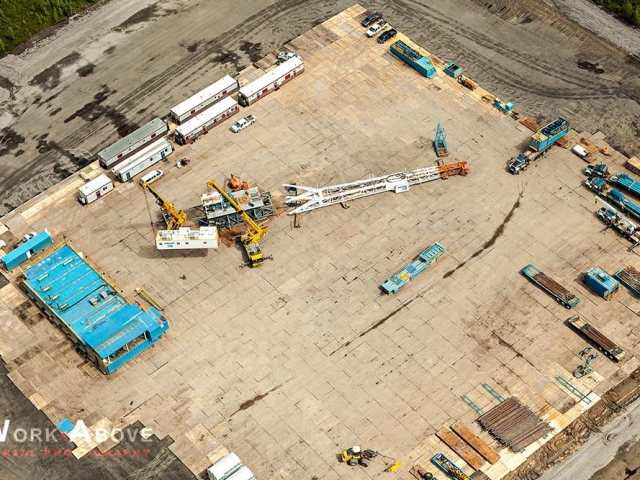Aerial photo of SAGD oil rig